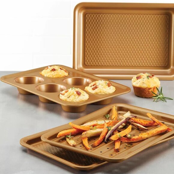 New In Box Ayesha Curry 4-Pc. Toaster Oven Baking Set - Picture 1 of 4
